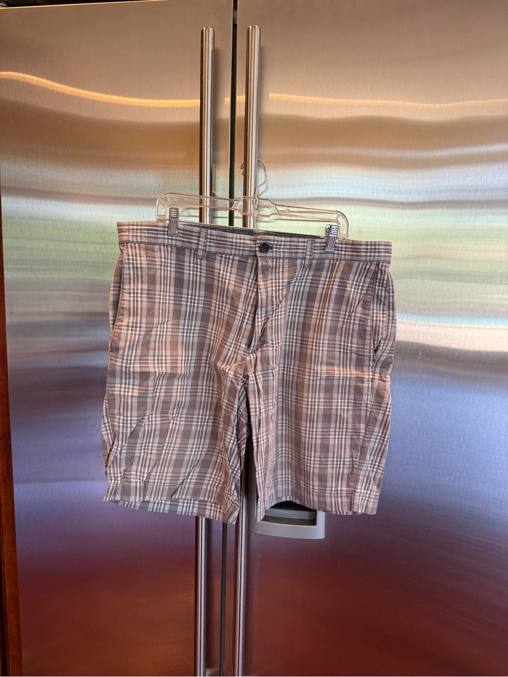 Banana Republic Men's Plaid Cargo Shorts - Gray and white